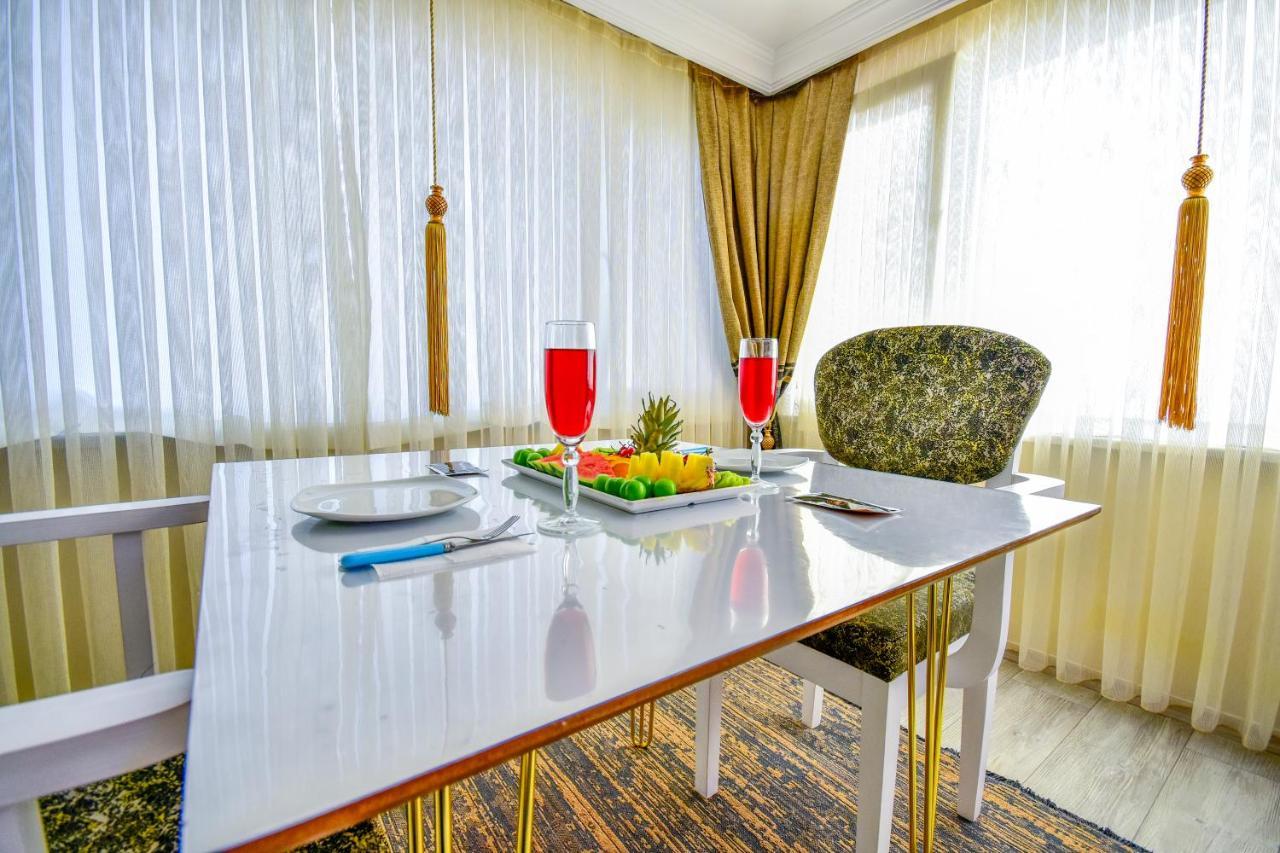 Loca Suit Life Airport Hotel Истанбул Екстериор снимка